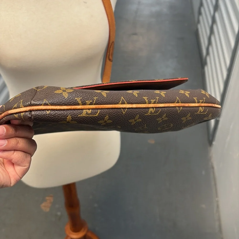 Louis Vuitton Brown Monogram Messenger Bag with Tan Strap